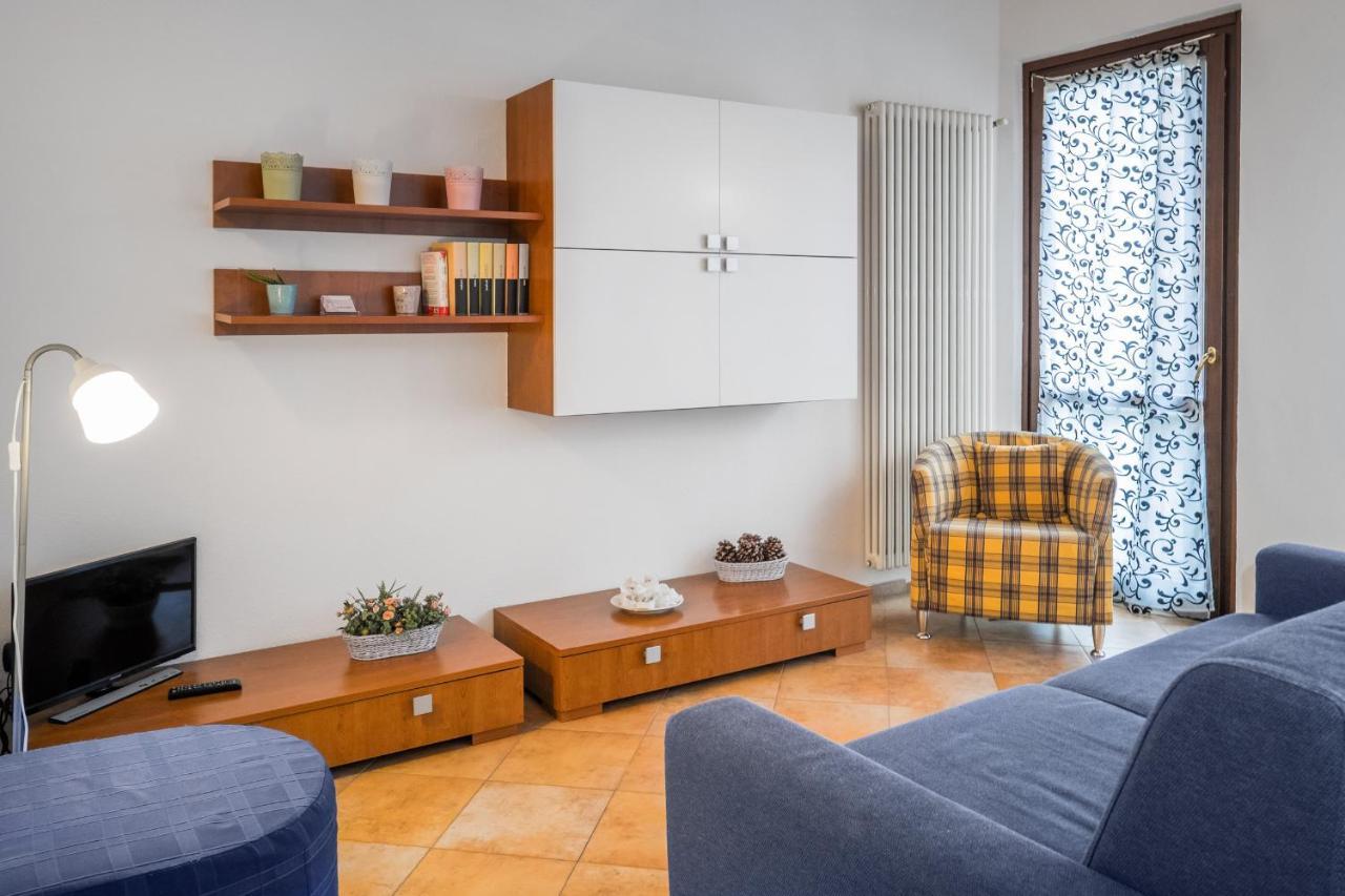 Flats4Rent Silvia Apartment Verona Bagian luar foto