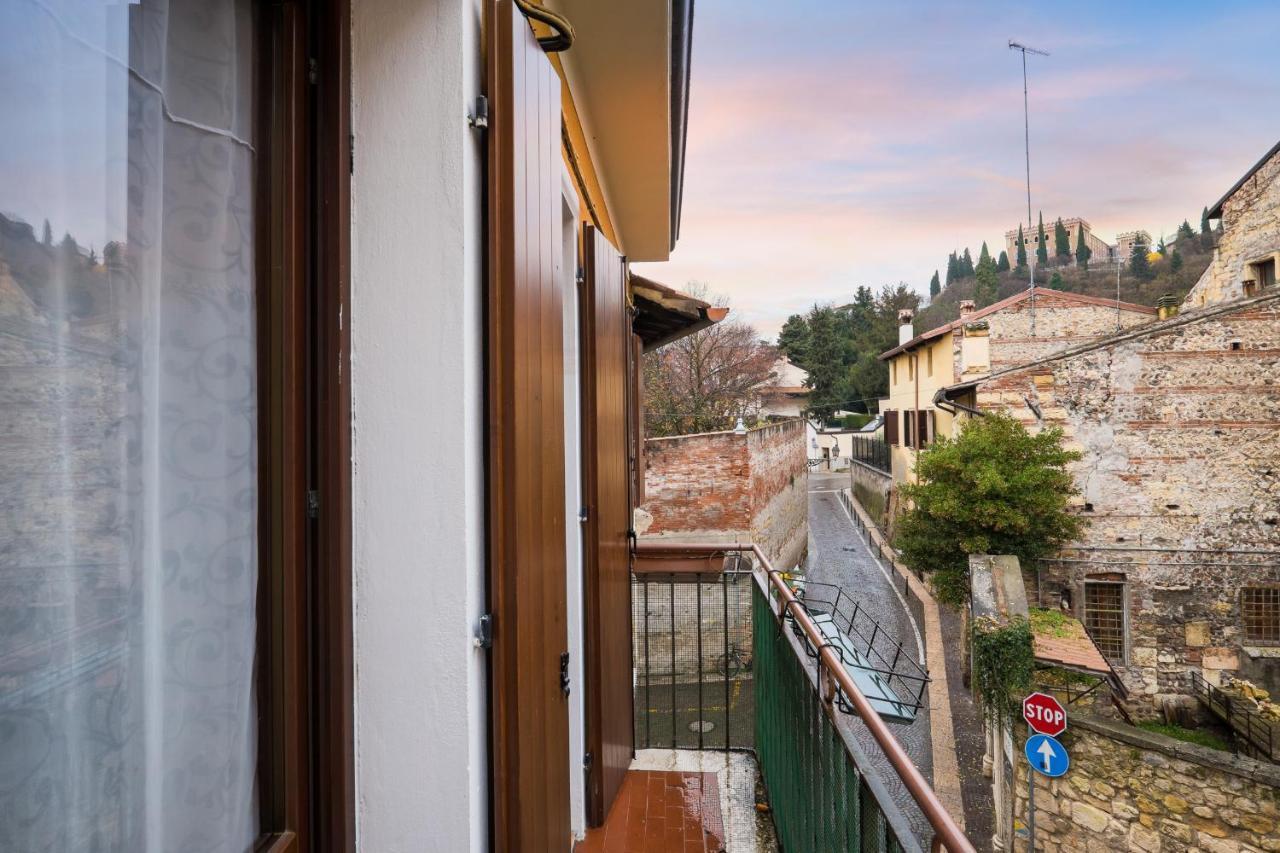 Flats4Rent Silvia Apartment Verona Bagian luar foto