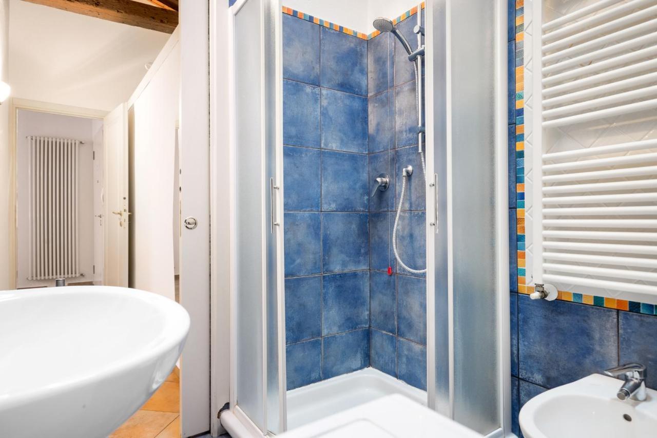 Flats4Rent Silvia Apartment Verona Bagian luar foto