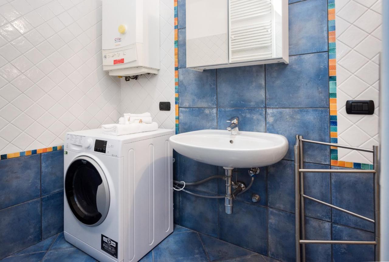 Flats4Rent Silvia Apartment Verona Bagian luar foto